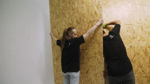 Assembling of scenery by participants of filming process Stock Footage 254691498