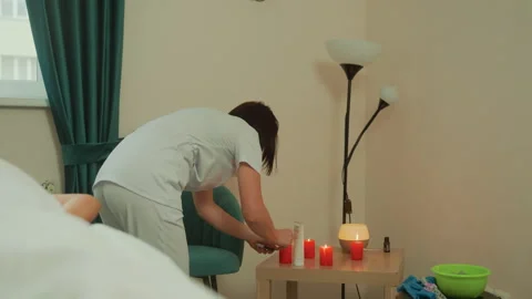 Assembling soothing elements for relaxing microcurrent therapy session 動画素材 328153346