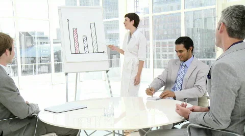 Assertive businesswoman doing a presentation Stock Footage 620551
