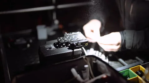 The assistant assembles Arri Alexa film camera. Stock Footage 167905577