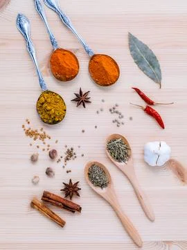 Assorted of dried spices white pepper,cumin ,bay leaf,cinnamon,star anise,t.. 写真素材