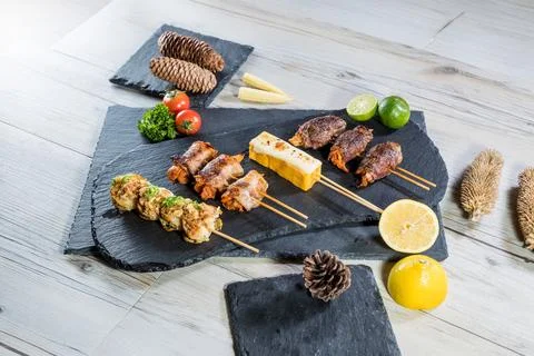 Assorted Grilled Meat And Vegetable Skewers Foto stock