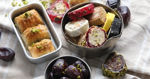 	Assorted middle eastern sweets Stock Footage 259610998