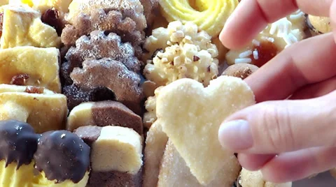 Assorted tea biscuits 스톡 동영상 31417393