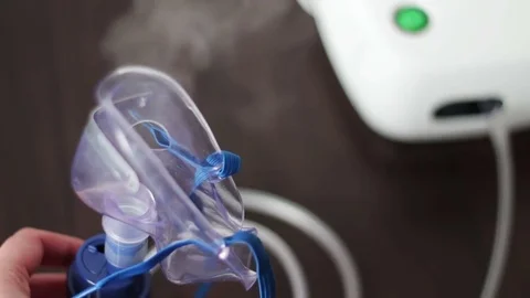 Astma Mask for nebulizer steaming Stock Footage