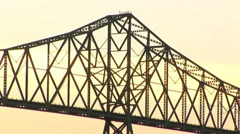 ASTORIA BRIDGE CLOSEUP Stock Footage 21831060