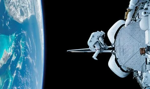 Astronaut and spaceship. Elements of this image furnished by NASA. Stock-Fotos