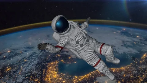 The astronaut hits planet Earth. Elements Of This Video Furnished By Nasa. 3D 動画素材 119479244