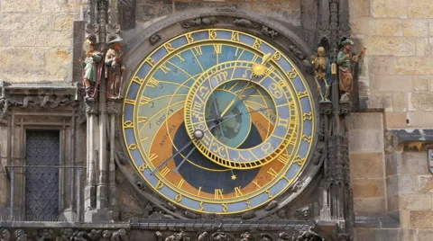 Astronomical clock, prague, czech republic, timelapse, zoom out, 4k 스톡 동영상 58668543