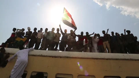 Atbara train arrives in Khartoum for Constitutional Declaration celebrations Stock Footage