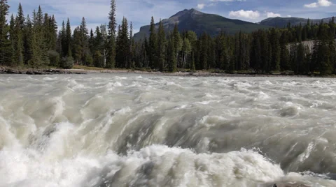 Athabasca River Above Athabasca Falls Video stock 31822937