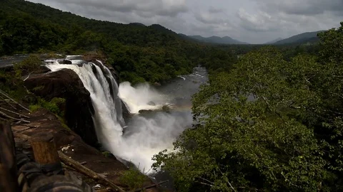 Athirappilly Waterfalls 스톡 동영상 83528241