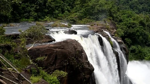 Athirappilly Waterfalls 스톡 동영상 83528632