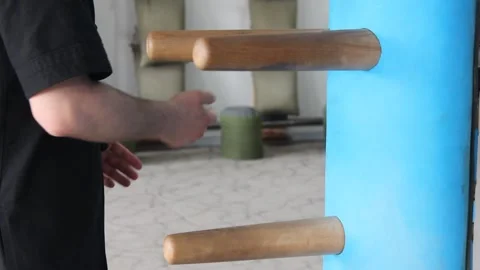The Athlet  training with wood 9 Video stock 321373608