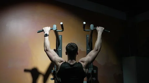 Athlete do pullup workout in sport gym, back view. sport athlete with pullup in Stock Footage 220162432