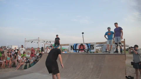 Athlete Falls While Performing Tricks in competitions on roller Skating Stock Footage 59895874