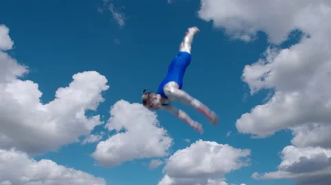 Athlete jumps on trampoline on background of clouds 4K Vídeo Stock 57138537