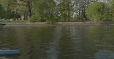 Athlete in a kayak will float by 库存影片 63942436