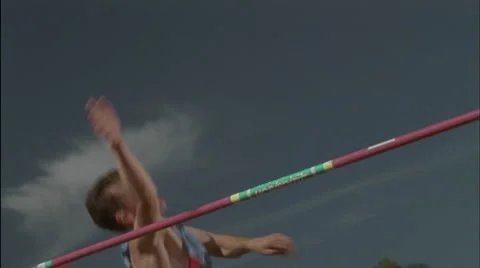 An athlete performs a high jump. 库存影片 5090902