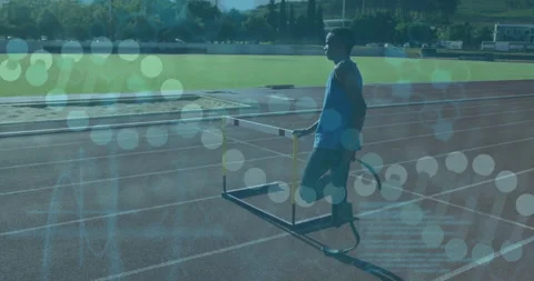 Athlete with prosthetic leg on track with data processing animation over scene Video stock 305222399