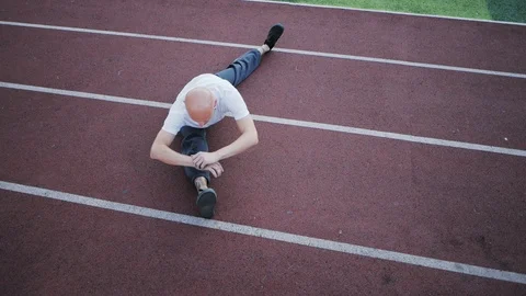 Athlete training outdoors Stock Footage 98882018