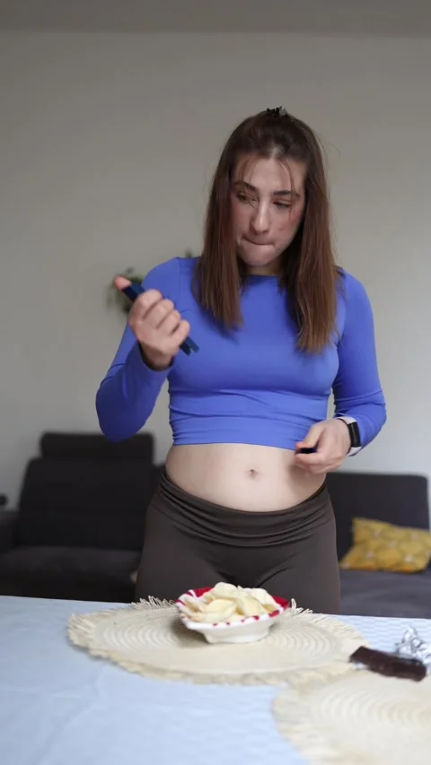 Athlete uses a weight loss injection before eating. Stock Footage 339856128