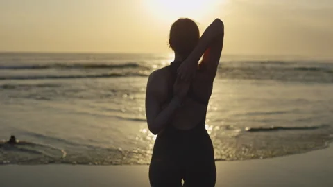 Athlete Will Do Exercise for the Hands, Using Lock to Stretch the Arms Before Stock Footage 259714359