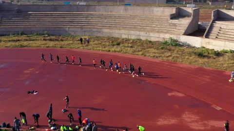 Athletes running 스톡 동영상 187735916