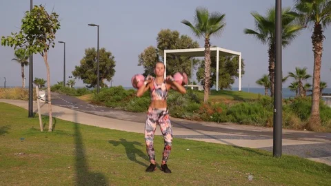 Athletic woman workout Stock Footage 115596568