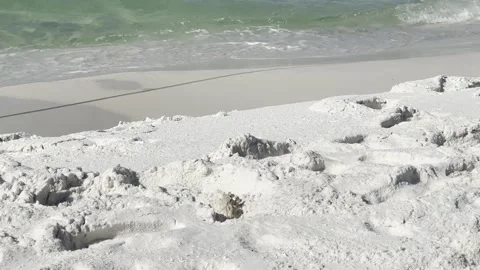Atlantic Ghost Crab (Ocypode Quadrata) Throwing Sand Out Of It's Hole Video stock 249109671