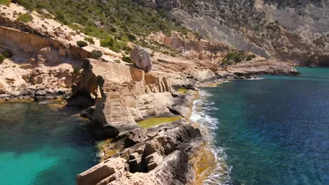 Atlantis (Sa pedrera de Cala d'Hort) in Ibiza, Spain Video stock 194126168
