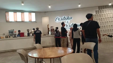 Atmosphere of cafe visitors ordering drinks Stock Footage 279327772