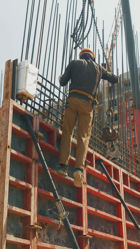 The atmosphere at the construction site during the construction Stock-Footage 346703519