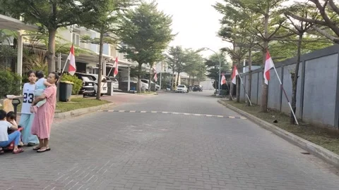 Atmosphere in the housing complex Video stock 341552899