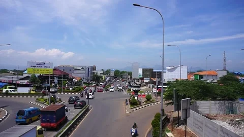 The atmosphere of traffic light city.  Stock Footage 140203798