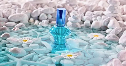 Atomatic blue perfume as holiday beach scent. Stock-Footage 335599830