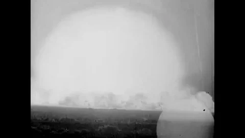 Atomic bomb explosion. Video stock 74700310