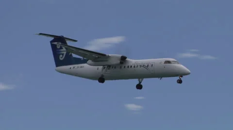 ATR 172 has a bumpy approach Stock Footage 52693725
