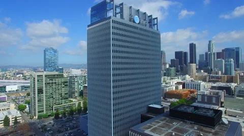 Att building clouds downtown los angeles Stock Footage 63384997