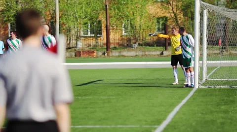 Attack after a corner of the field Видео 37851610