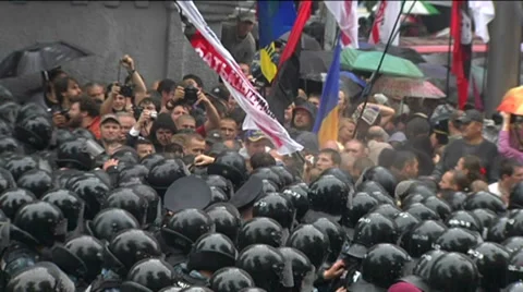 Attack, police, Stock Footage 31535885