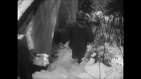 The attack unit and partisan team explode the enemy bridge on the Field Training 스톡 동영상 86200785