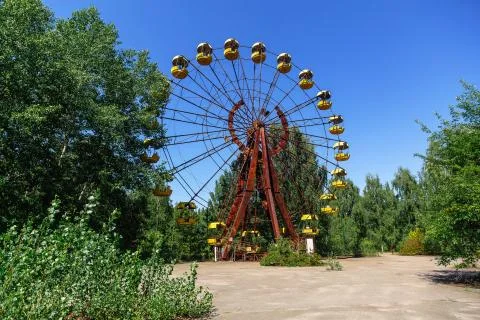 Attraction Ferris Wheel in ghost town Pripyat, Chernobyl Exclusion Zone Stock Photos