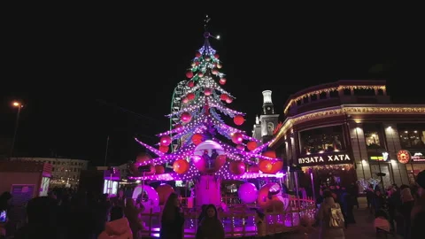 Attraction in the form of a Christmas tree on the square, Kiev, Ukraine Stock-Footage 145799737