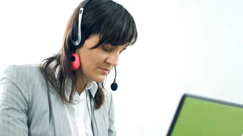 Attractive helpdesk consultant with headache Vidéo 7743791