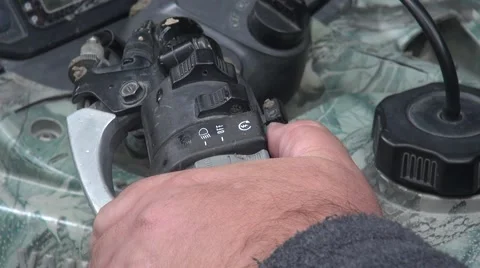 ATV motorcycle start Vídeos de archivo 45868233