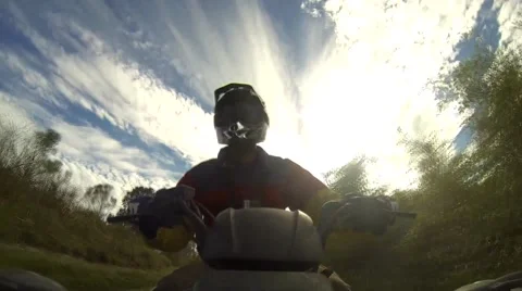 ATV Trail Driving Vídeos de archivo 44490396