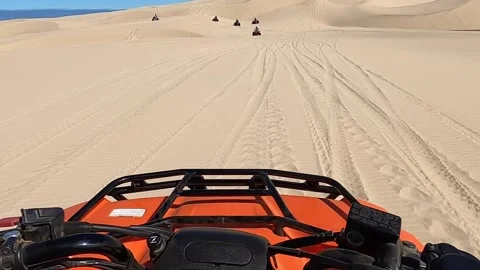 ATVs on sand dunes Video stock 205725832