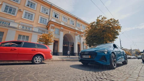 Audi E-Tron first all-electric SUV car. Presentation of a new car model.  Video stock 162220204