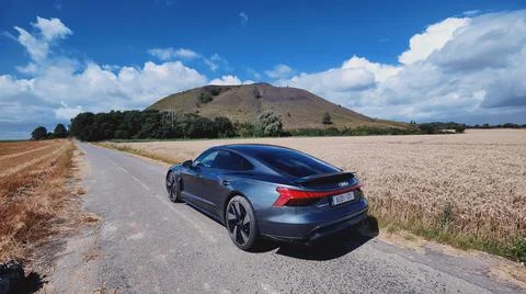 Audi e-tron GT roadside Stock Photos
